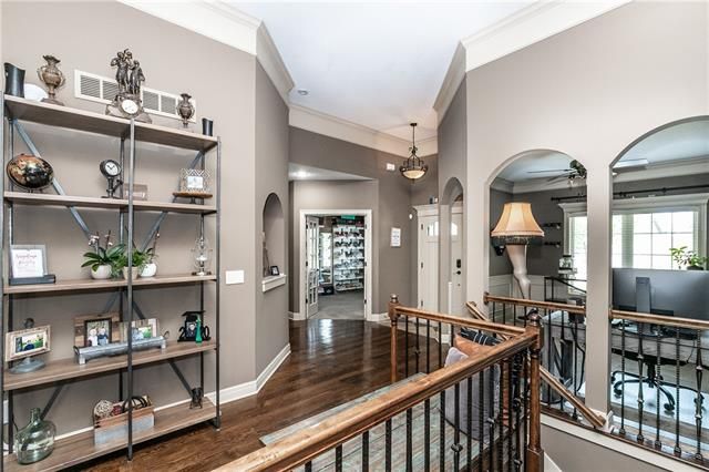 2115 NE 111th Ter, Kansas City, MO 64155