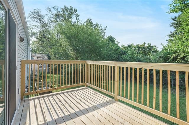 1815 E 84th Ter, Kansas City, MO 64132