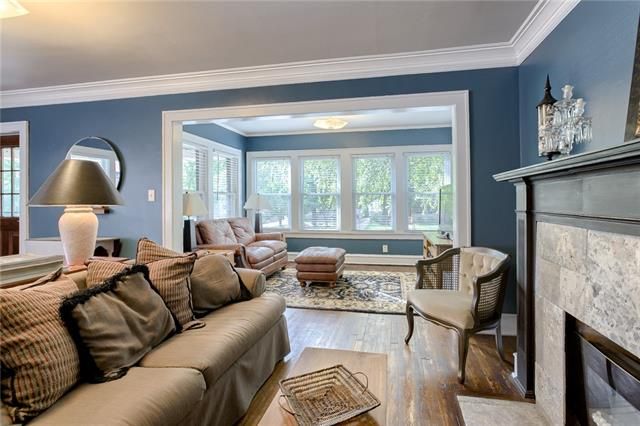 5835 Harrison St, Kansas City, MO 64110