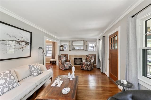 7108 Jefferson St, Kansas City, MO 64113