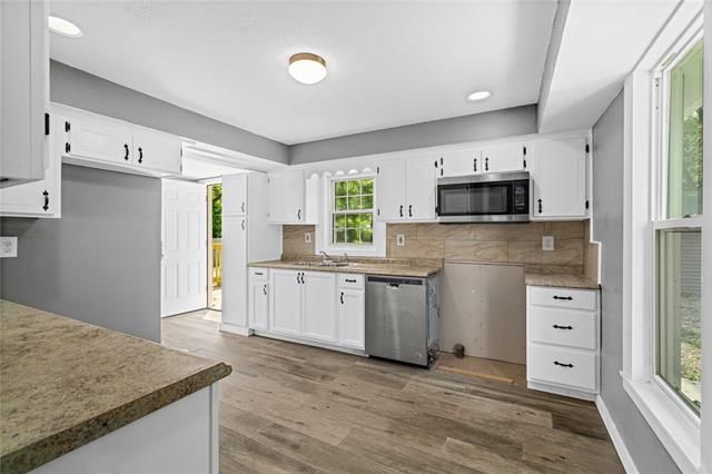 1845 E 85th St, Kansas City, MO 64132