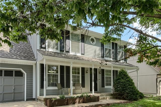 1616 E 153 Ter, Olathe, KS 66062