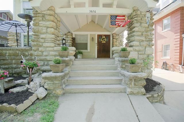 3826 Forest Ave, Kansas City, MO 64109
