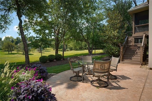 11111 W 146th Ter, Overland Park, KS 66221
