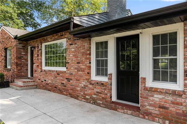 8101 E 99th St, Kansas City, MO 64134