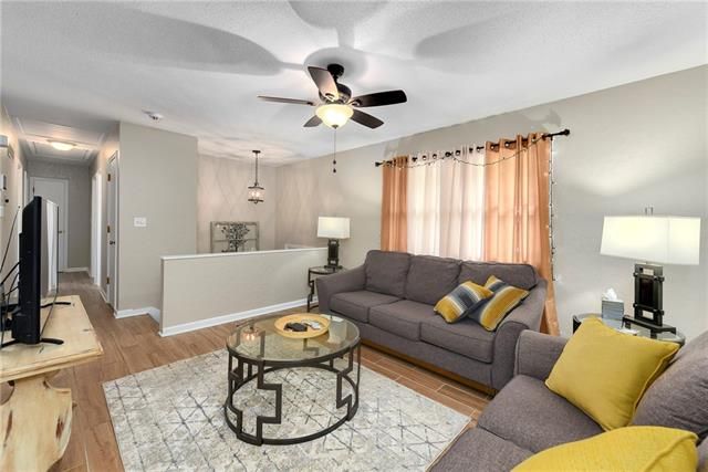 15204 E 48th Ter, Kansas City, MO 64136