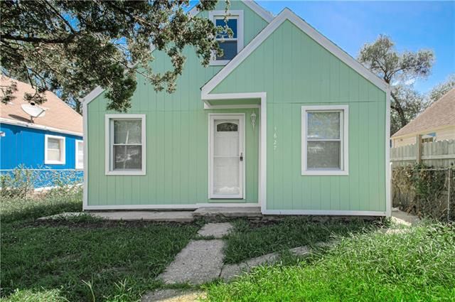 1627 Ewing Ave, Kansas City, MO 64126