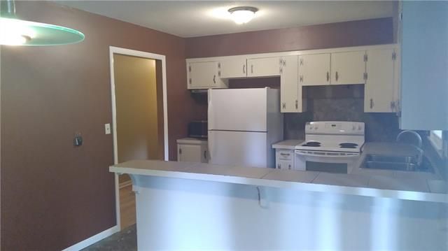 8101 E 89th Ter, Kansas City, MO 64138