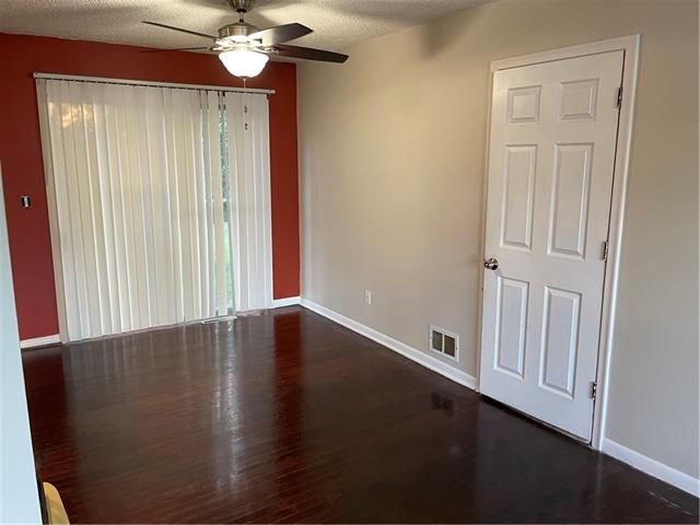4101 E 74th St, Kansas City, MO 64132