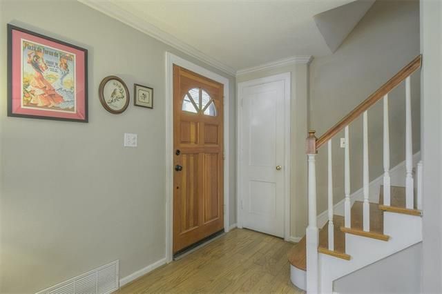 620 E 65th Ter, Kansas City, MO 64131