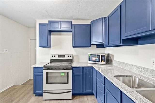 4506 Indiana Ave, Kansas City, MO 64130