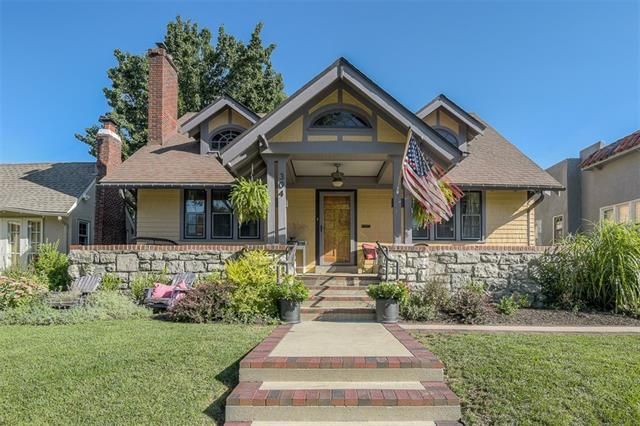 304 E 66th Ter, Kansas City, MO 64113