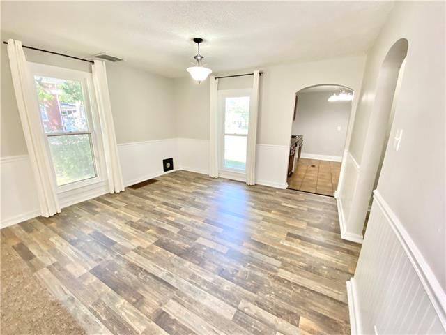 426 Walnut St, Nevada, MO 64772