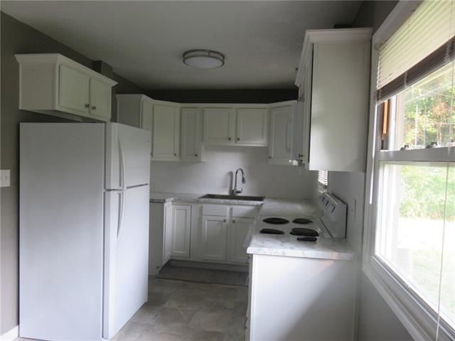 4841 E 43rd St, Kansas City, MO 64130