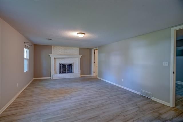 5532 NE 58th St, Kansas City, MO 64119