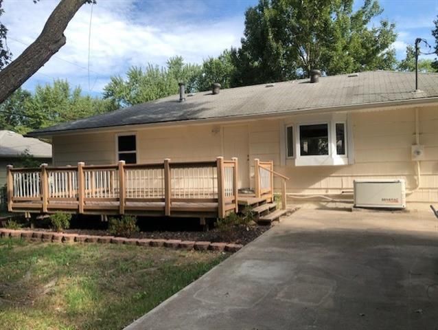 4507 E 112th Ter, Kansas City, MO 64137