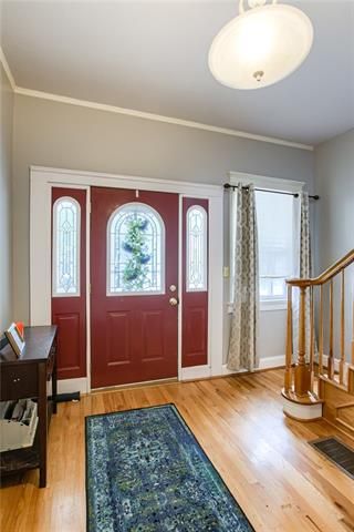 634 W 39th Ter, Kansas City, MO 64111