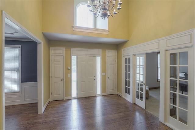 14128 Eby St, Overland Park, KS 66221