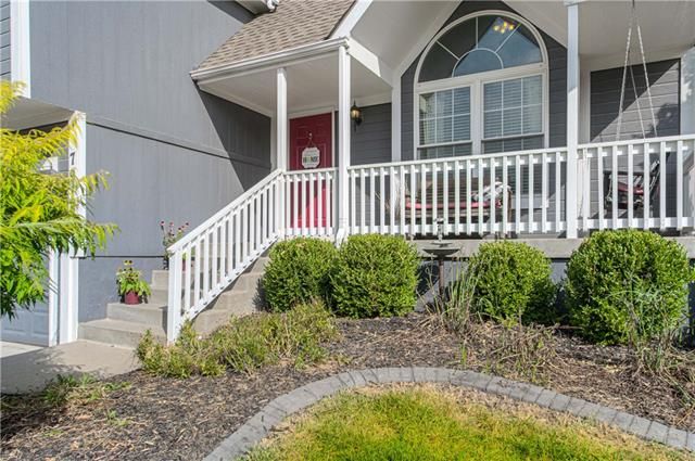 7910 NE 111th Ter, Kansas City, MO 64157