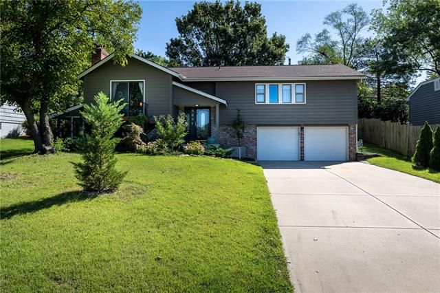 9601 Lamar Ave, Overland Park, KS 66207