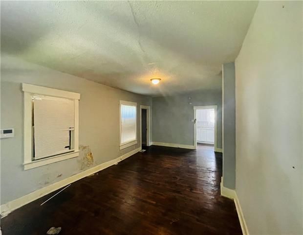 3503 E 58th Ter, Kansas City, MO 64130