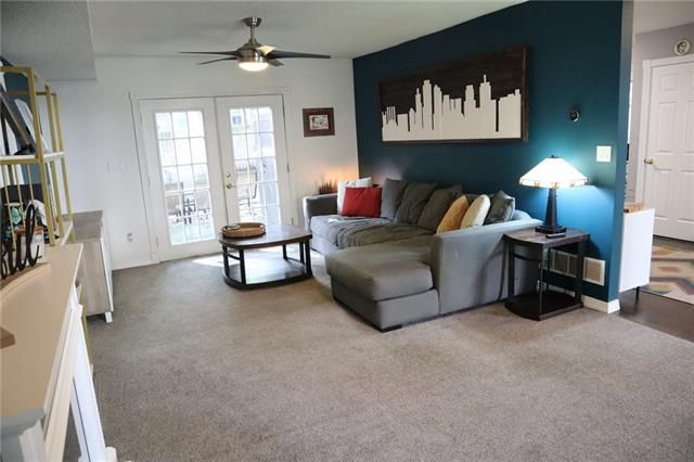 4404 Bell St, Kansas City, MO 64111