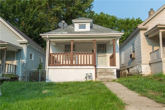 2610 Myrtle Ave, Kansas City, MO 64127