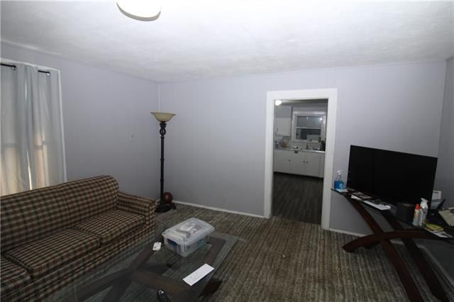 1710 Jones St, St Joseph, MO 64501