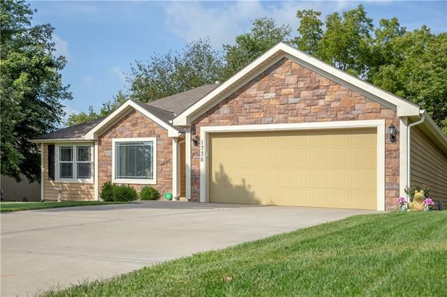 1736 S 104th Ter, Edwardsville, KS 66111