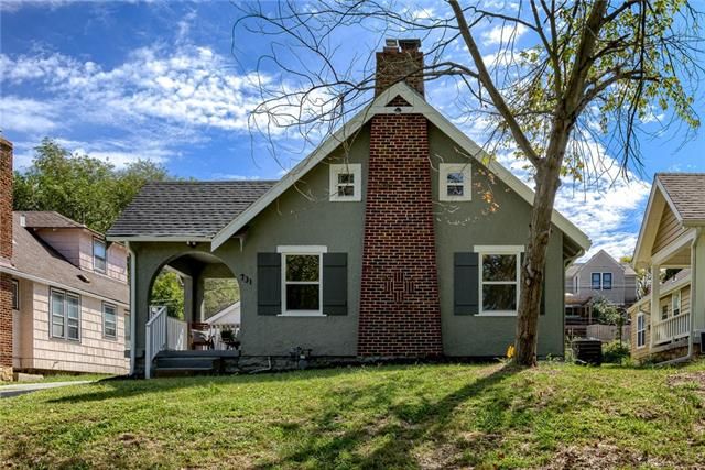 731 E 63rd Ter, Kansas City, MO 64110