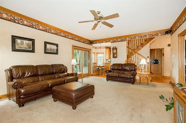 5112 Hedges Ave, Kansas City, MO 64133