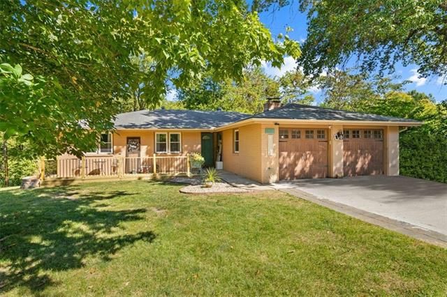 6206 NW 68th Ter, Kansas City, MO 64151