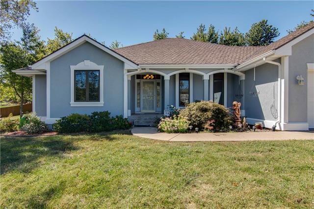 6841 SW 43rd St, Topeka, KS 66610