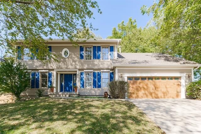 1736 NE 80th Pl, Kansas City, MO 64118