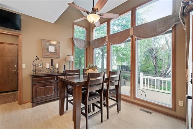 11606 W 127th Pl, Overland Park, KS 66213