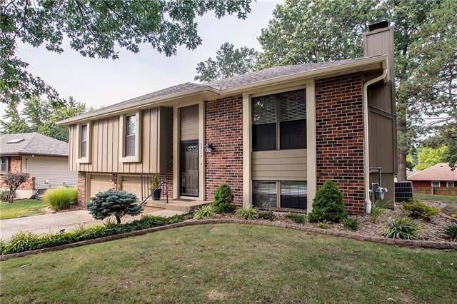 19112 E 14th Terr Dr, Independence, MO 64056
