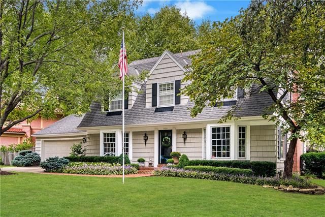 800 W 61 Ter, Kansas City, MO 64113
