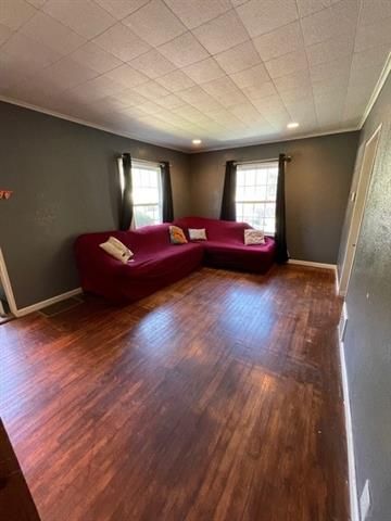 601 NE 37th St, Kansas City, MO 64116