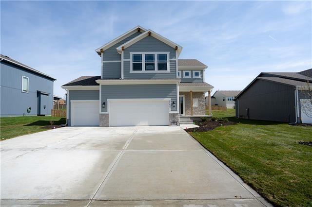 9204 NE 110th Ter, Kansas City, MO 64157