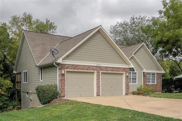 12412 E 72nd Ter, Kansas City, MO 64133