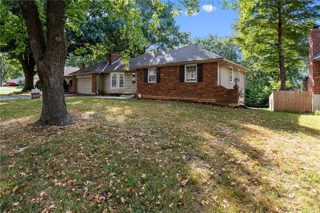 11801 E 62nd St, Kansas City, MO 64133