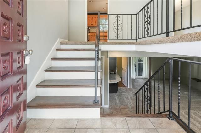 3706 E 104th St, Kansas City, MO 64137