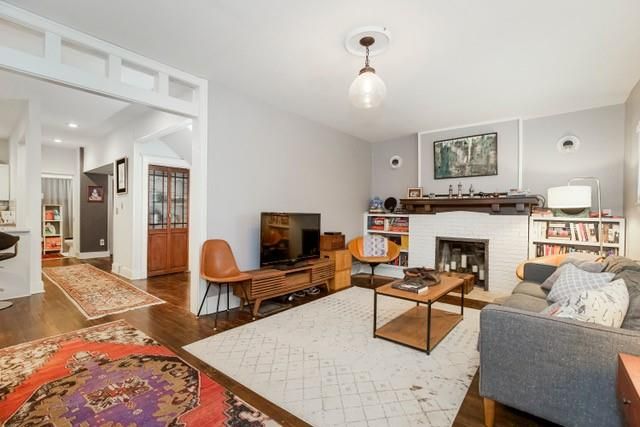 4238 Harrison St, Kansas City, MO 64110