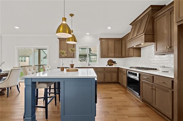 1504 SW Sugar Tree Dr, Lee's Summit, MO 64082