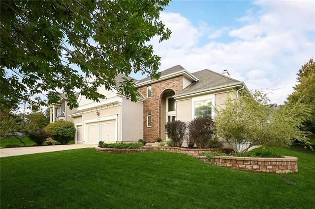 13112 Bluejacket St, Overland Park, KS 66213