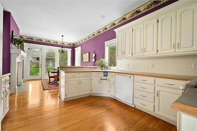 13112 Bluejacket St, Overland Park, KS 66213