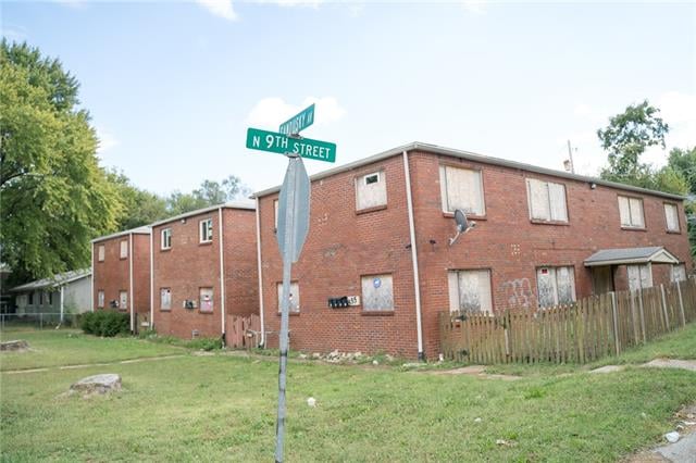 855 Sandusky Ave, Kansas City, KS 66101