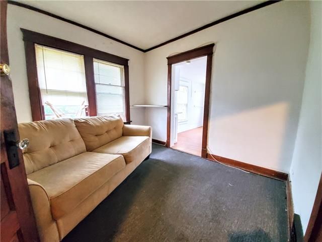 826 E 21st Ave, Kansas City, MO 64116