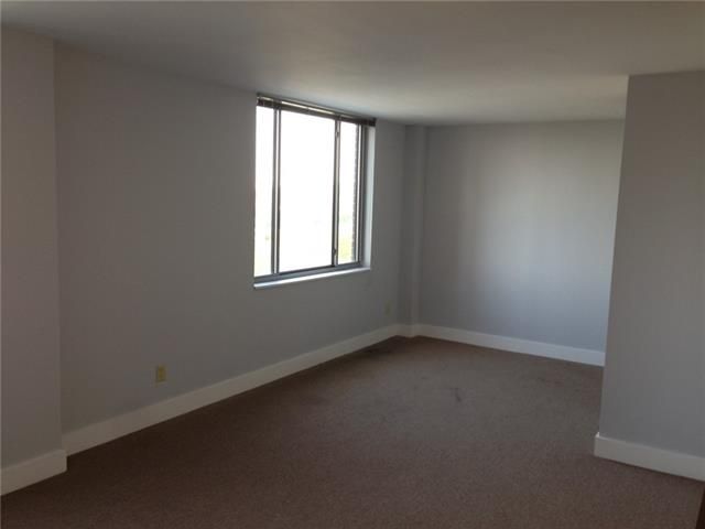 600 E 8th St #4E, Kansas City, MO 64106