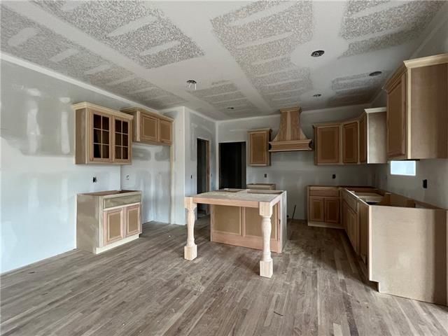 9401 NE 98th St, Kansas City, MO 64157